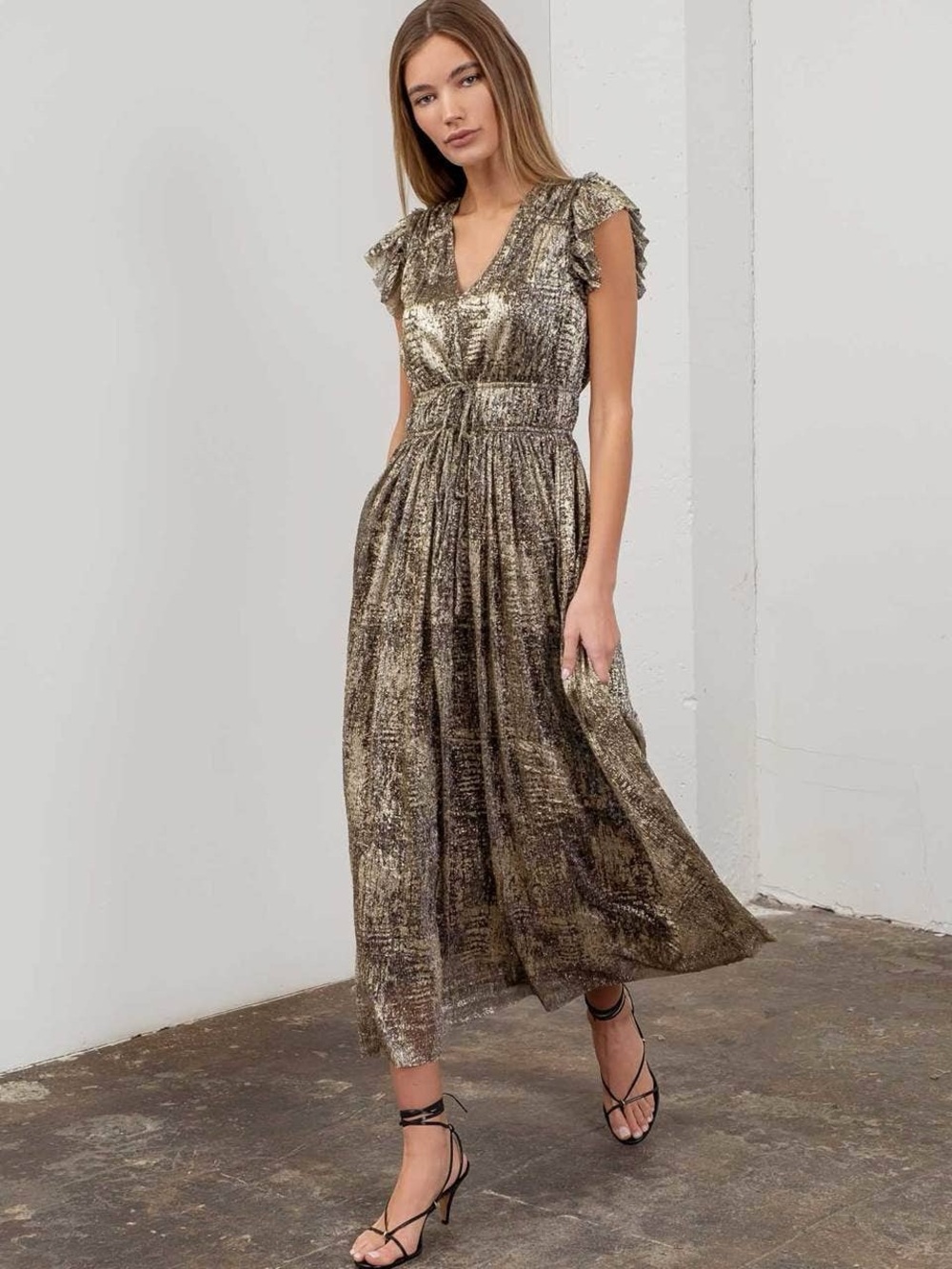 NEW Moon River Metallic V-Neck Front
Tie Midi Dress Size Small NWT